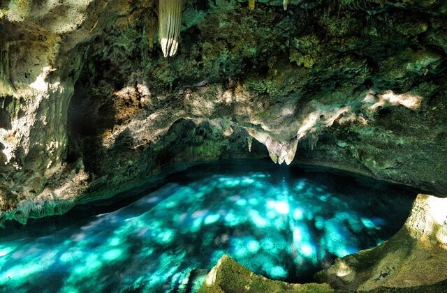 Пещеры Лос-Трес-Охос